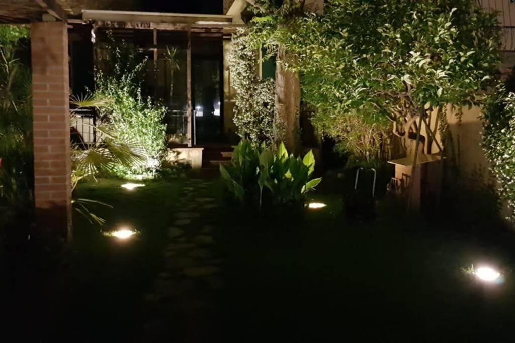 La Casa Con Piscina Riscaldata Interna Anna Luxury Garden Daire Pisa Dış mekan fotoğraf