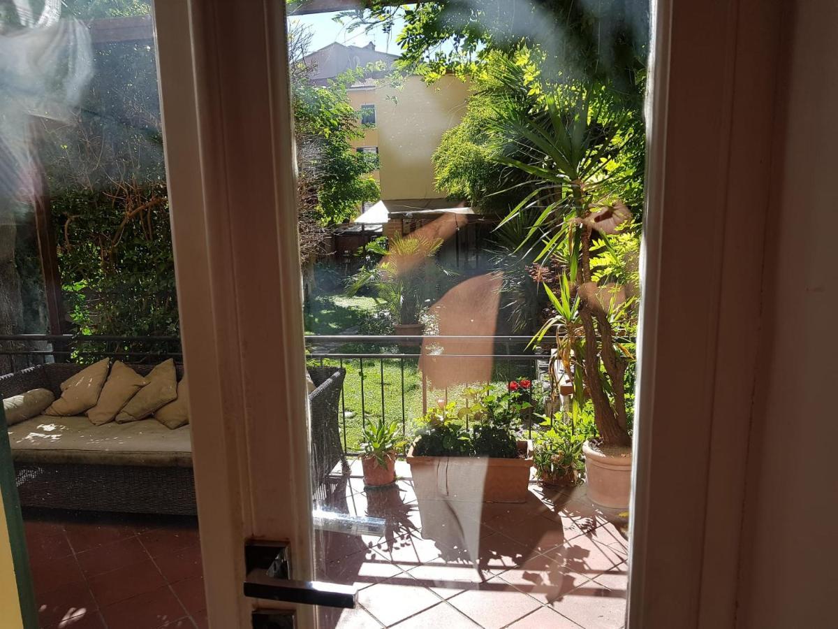 La Casa Con Piscina Riscaldata Interna Anna Luxury Garden Daire Pisa Dış mekan fotoğraf